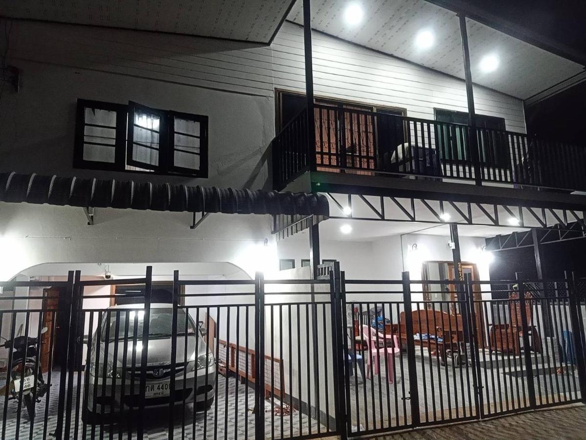 Udon House Appartement Udon Thani Buitenkant foto